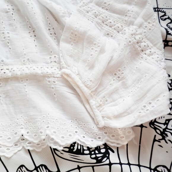 AE || Eyelet Boho Long Sleeve Blouse - Picture 6 of 7